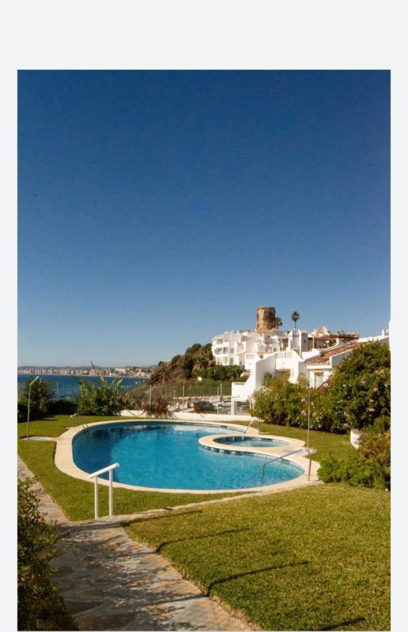Espectacular Apartamento En Primera Linea De Playa Benalmádena Eksteriør bilde